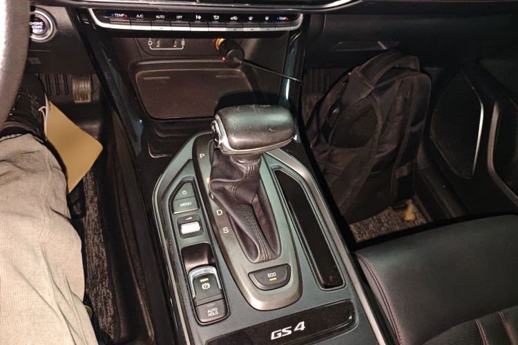 广汽传祺 传祺GS4 2020款 270T 自动豪华智联版局部细节18