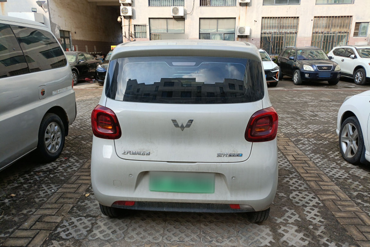 五菱汽车 宏光MINIEV 2025款 四门版 臻享+款车身外观6