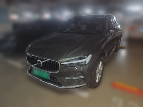 沃尔沃XC60 2022款 B5 四驱智逸豪华版