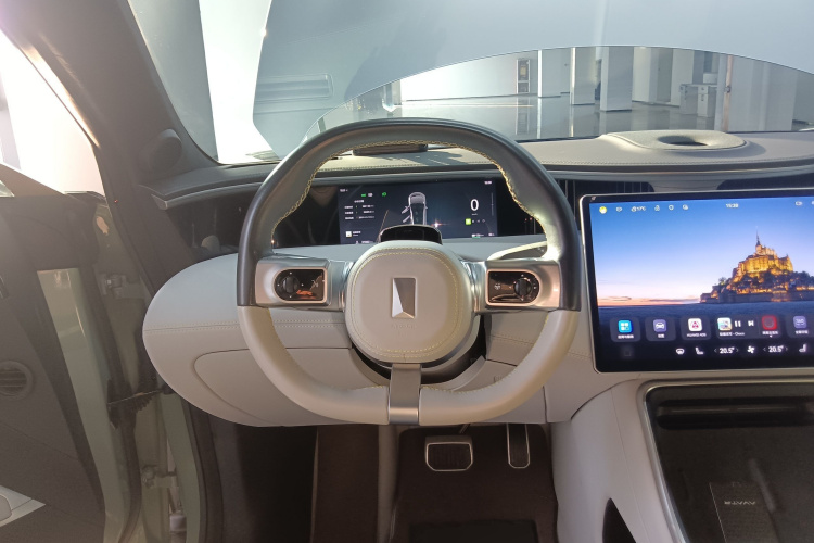 阿维塔11 2022款 长续航双电机奢享版 4座中控内饰13