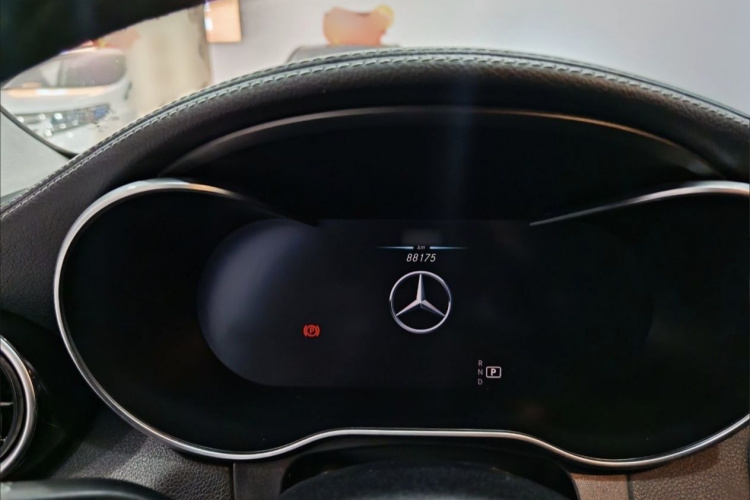 奔驰C级 2020款 改款 C 200 L 时尚型运动版中控内饰7004