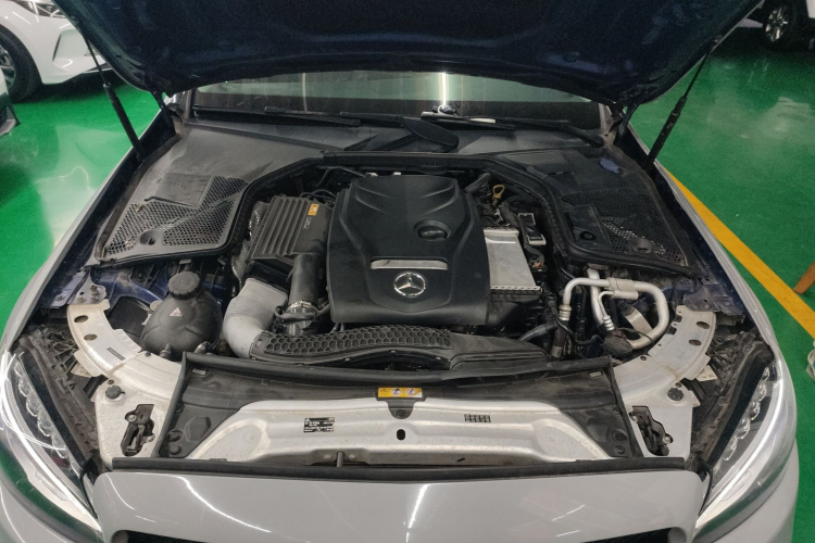 奔驰C级 2017款 改款 C 200 L 运动版机舱底盘24