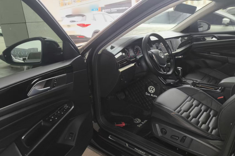 大众 帕萨特 2019款 330TSI 精英版 国VI中控内饰20