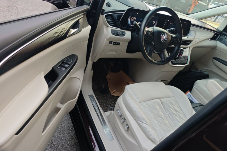 别克GL8 2020款 Avenir艾维亚 七座亲礼版中控内饰20