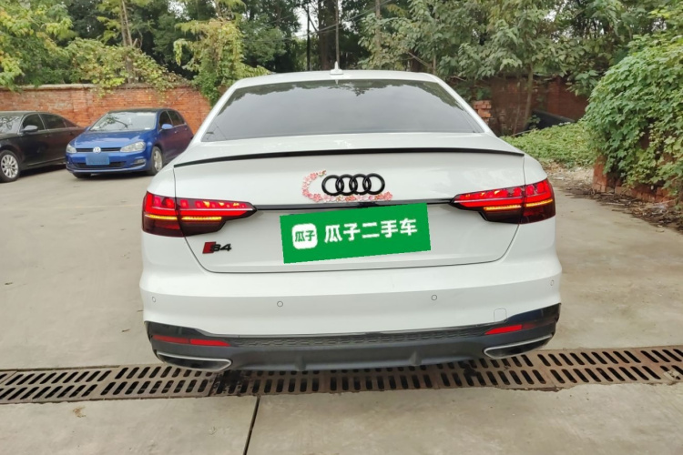 奥迪A4L 2022款 40 TFSI 豪华动感型车身外观6001