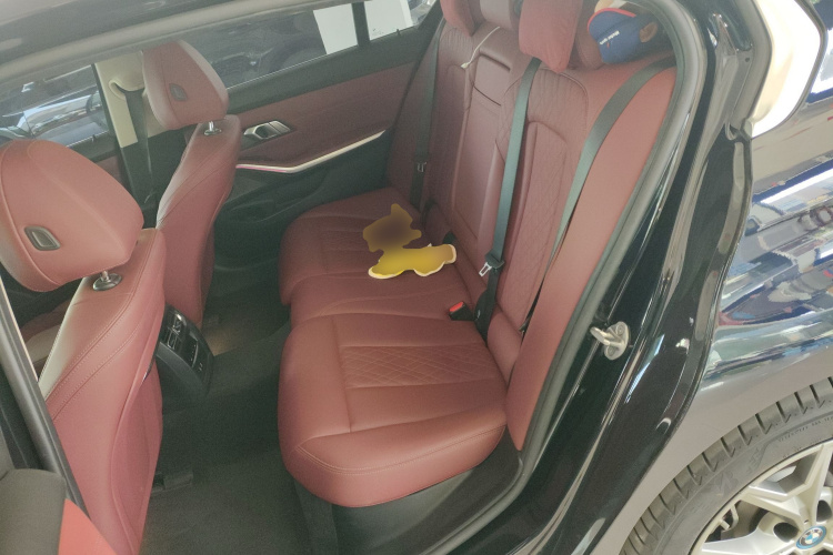 宝马i3 2024款 eDrive 35 L中控内饰7004