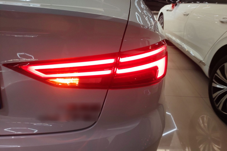 奥迪A3 2020款 改款 Limousine 35 TFSI 进取型 国VI车身外观9