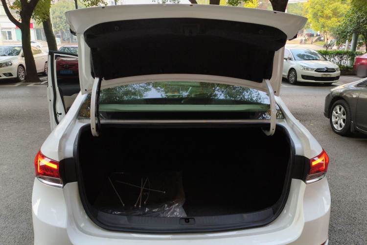 别克 英朗 2019款 15T 双离合进取型 国VI局部细节23