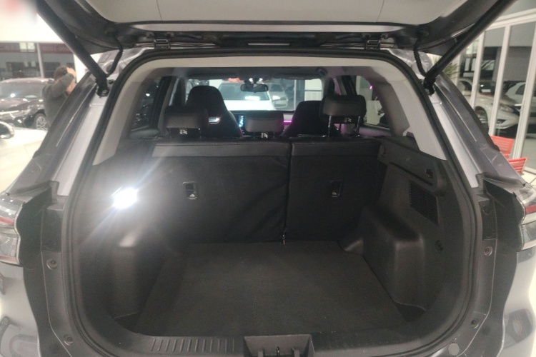 奇瑞 瑞虎7 PLUS 2023款 冠军版 1.5TCI CVT豪华型机舱底盘23