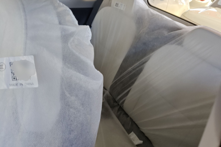 吉利银河 熊猫 2025款 210km 元气熊中控内饰21