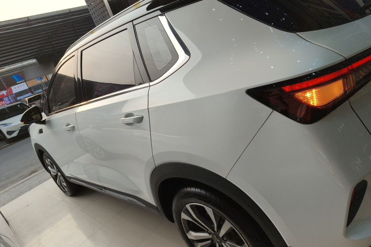 五菱汽车 五菱星辰 2021款 1.5T CVT星曜版车身外观6003