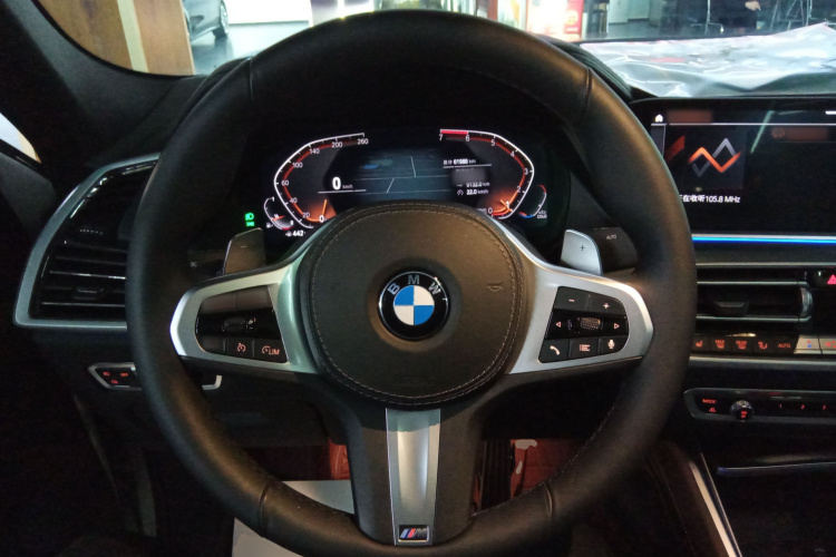宝马X6 2021款 xDrive30i M运动套装中控内饰13