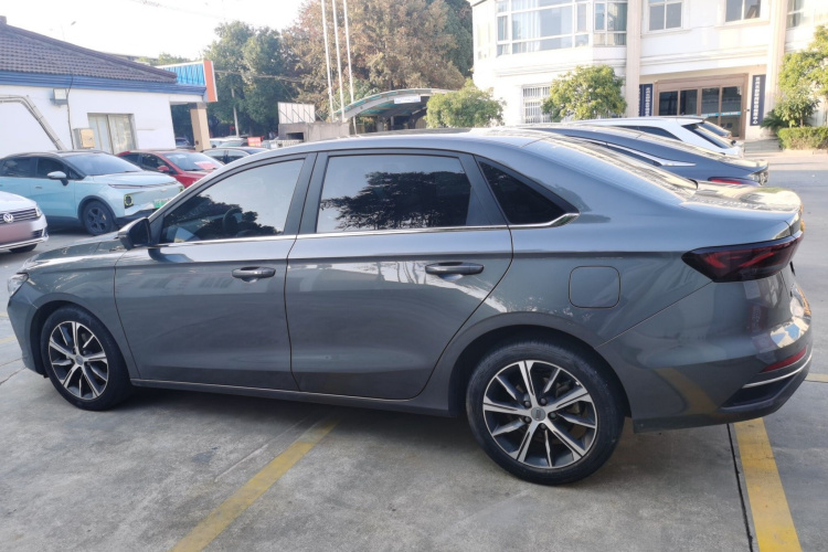 吉利汽车 帝豪 2022款 第4代 1.5L CVT旗舰型车身外观6003