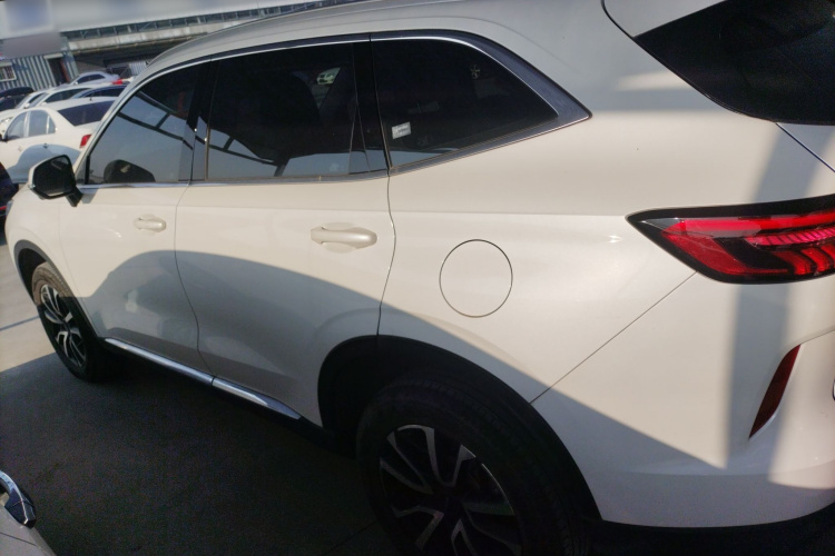 哈弗H6 2022款 第三代 1.5T 自动两驱Max车身外观4