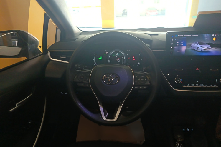 丰田 卡罗拉 2023款 1.8L 智能电混双擎 精英版局部细节13