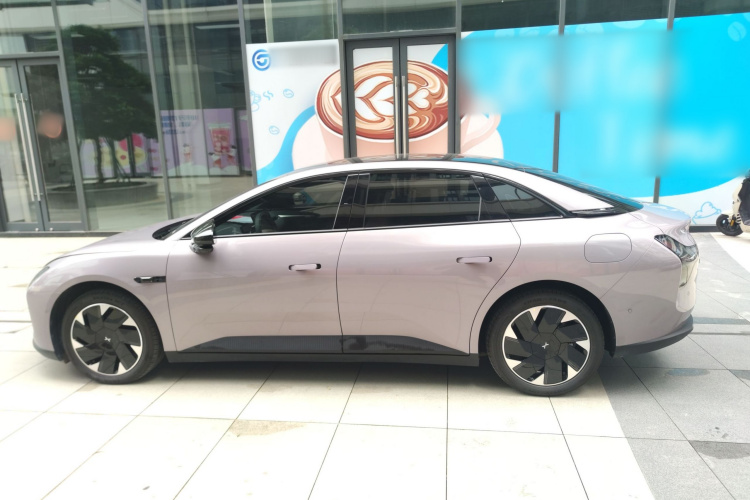 小鹏MONA M03 2025款 502 长续航 Max车身外观4