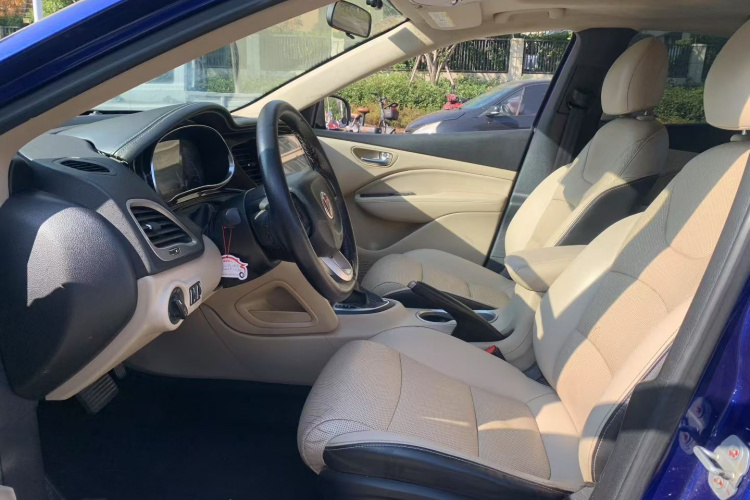 菲亚特 菲翔 2015款 1.4T 自动智享版局部细节19