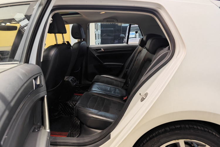 大众 高尔夫 2018款  230TSI 自动豪华型车身外观6008