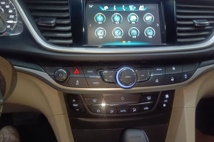 别克 英朗 2019款 15T 双离合互联精英型 国V局部细节16