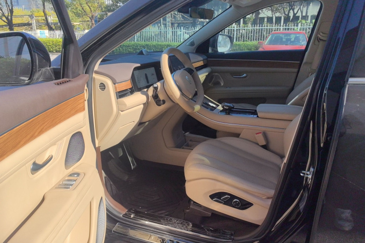 鸿蒙智行 问界M7 2024款 1.5T 智驾四驱Max版 5座中控内饰7002