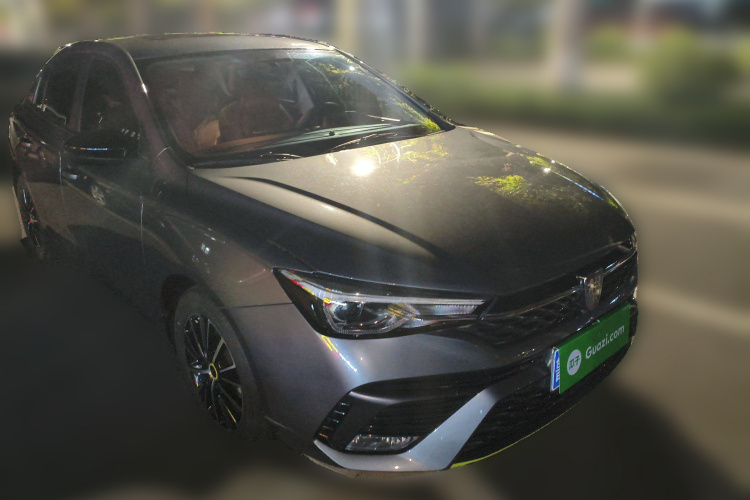 荣威i5 2021款 1.5L CVT铂金版车身外观6002