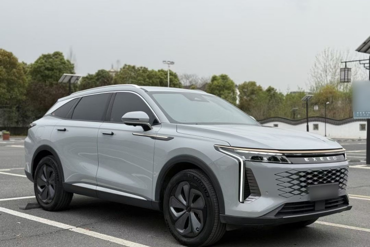 星途瑶光 2023款 400T 四驱奢享版车身外观6004