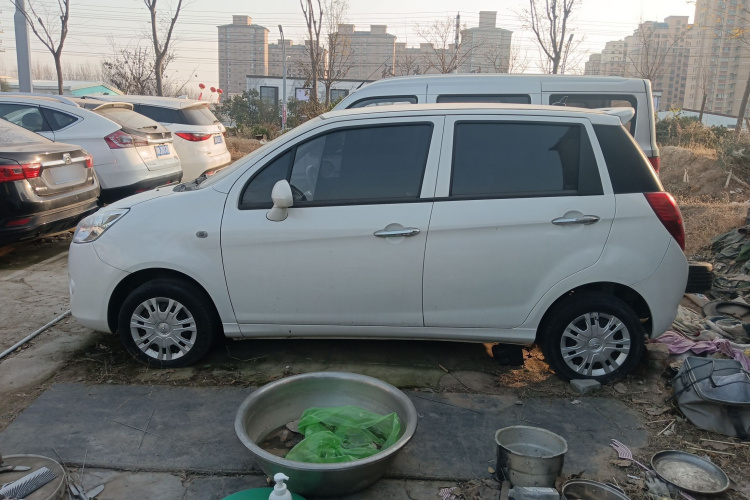 海马爱尚EV 2021款 小雁 舒适版车身外观4