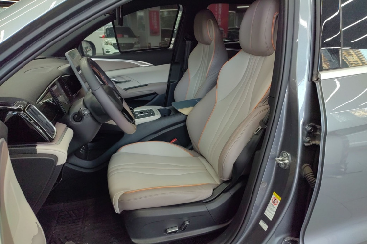 比亚迪 宋Pro新能源 2024款 荣耀版 DM-i 71KM超越型中控内饰19