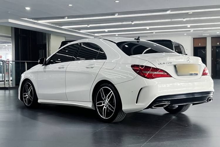 奔驰CLA 2016款 改款 CLA 220 4MATIC车身外观6010