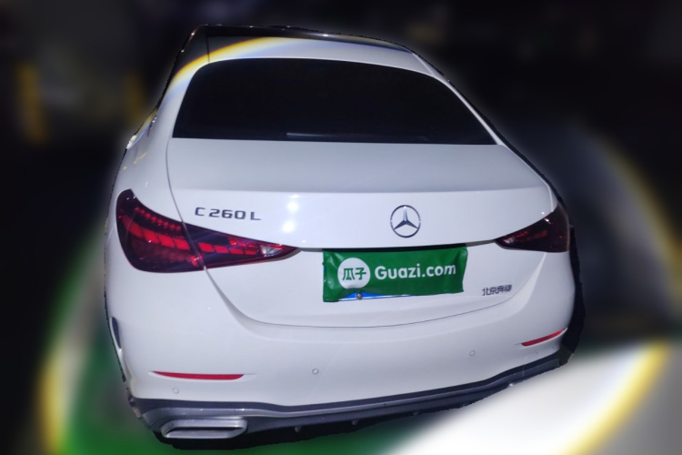 奔驰C级 2024款 改款二 C 260 L 运动版车身外观6