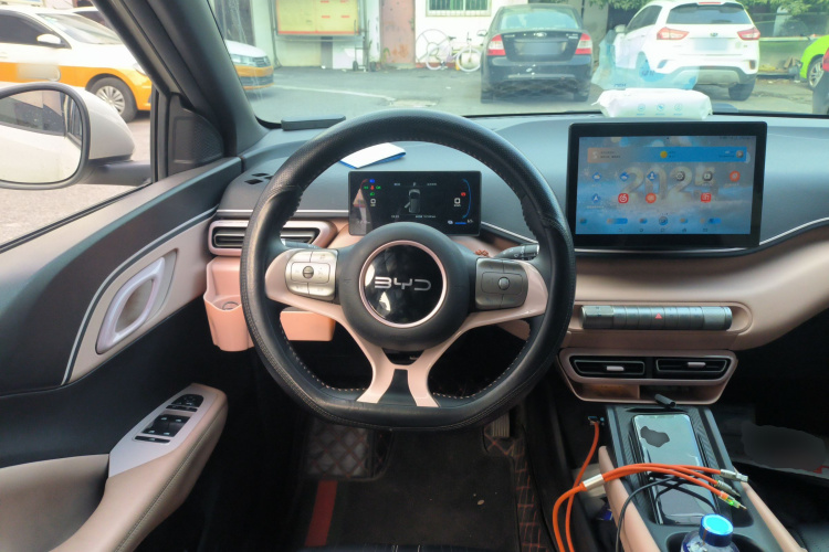 比亚迪 海鸥 2025款 305km 自由版中控内饰13