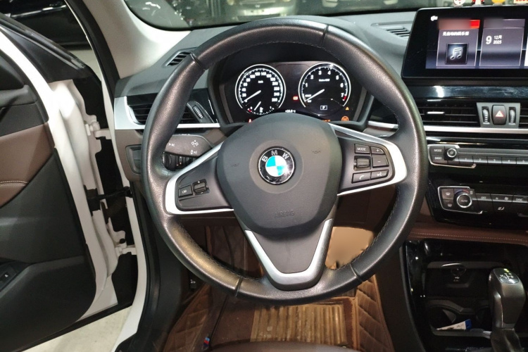 宝马X1新能源 2020款 xDrive30Le 尊享型局部细节13