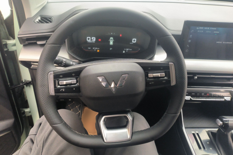 五菱汽车 五菱星辰 2021款 1.5T CVT星辉版中控内饰13