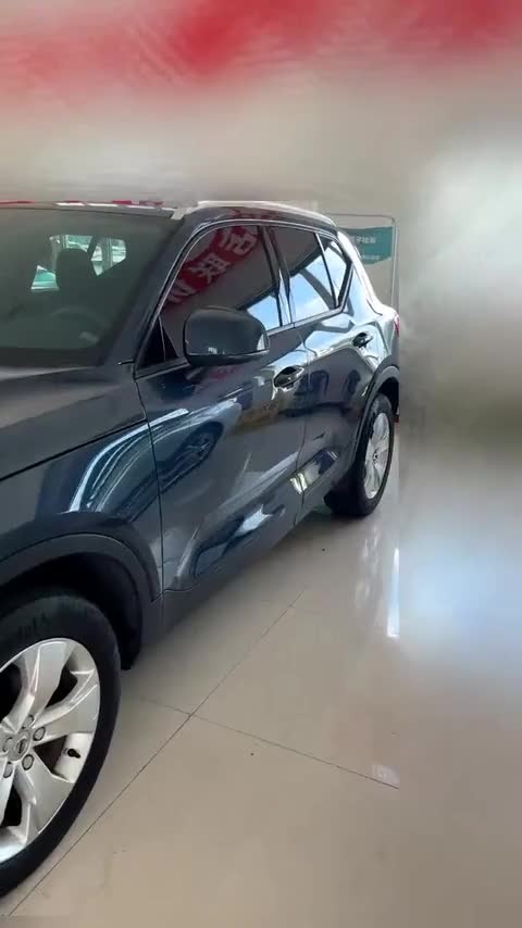 沃尔沃XC40 2022款 T4 四驱智行时尚版讲解2