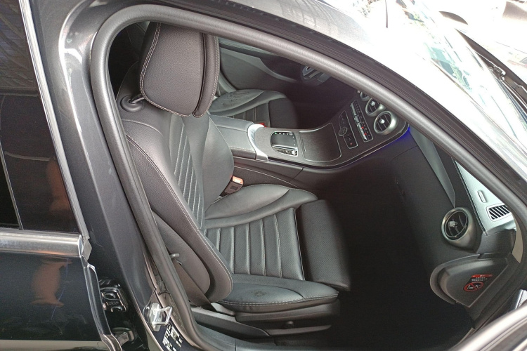 奔驰C级 2020款 改款 C 260 L局部细节41