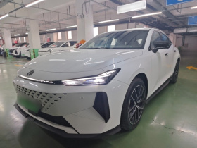 长安UNI-V 智电iDD 2024款 蓝鲸智电iDD 136km 智酷型