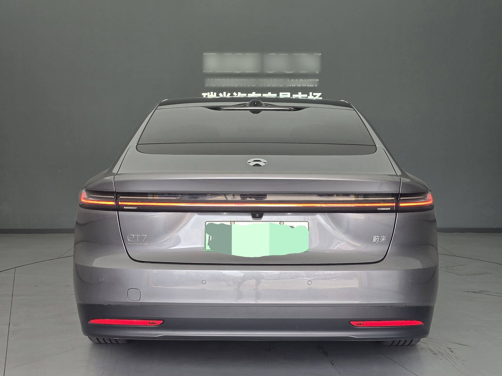 蔚来ET7 2024款 75kWh 行政版