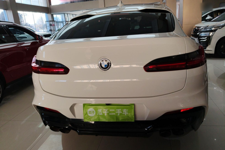 宝马X4 2021款 xDrive 25i M运动套装车身外观6