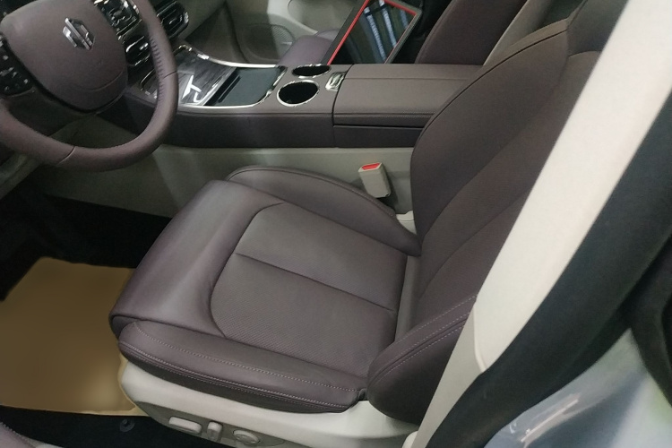 零跑汽车 零跑C11 2023款 增程 285智享版局部细节19