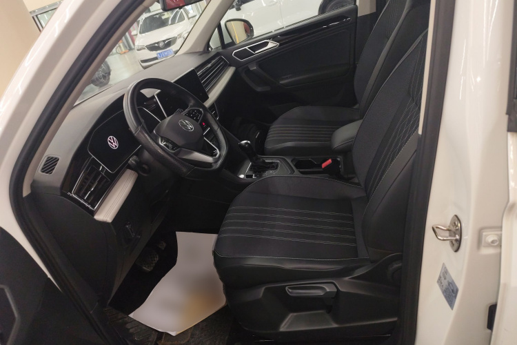 大众 途观L 2023款 330TSI 自动两驱舒享版局部细节19