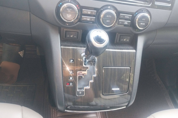 马自达8 2015款 2.5L 领航版局部细节18