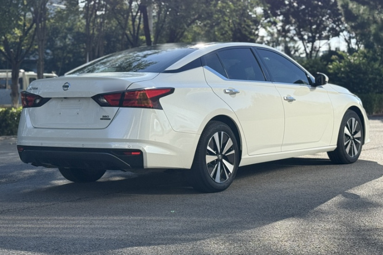 日产 天籁 2020款 改款 2.0T XL Upper AD1 智享领航版车身外观6003