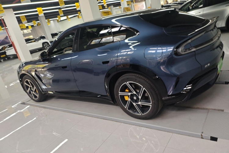 小米汽车 小米YU7 2025款 超长续航后驱版车身外观6003