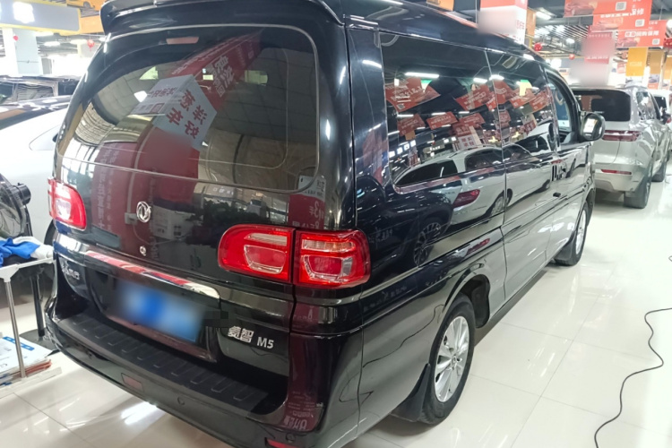 东风风行 菱智 2019款 M5L 1.6L 7座豪华型 国VI车身外观6004