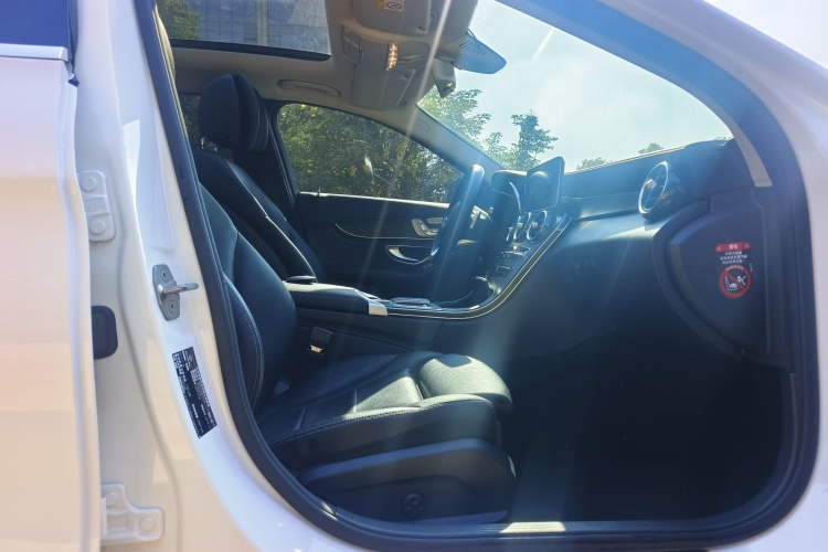 奔驰C级 2020款 C 260 L 运动版局部细节41