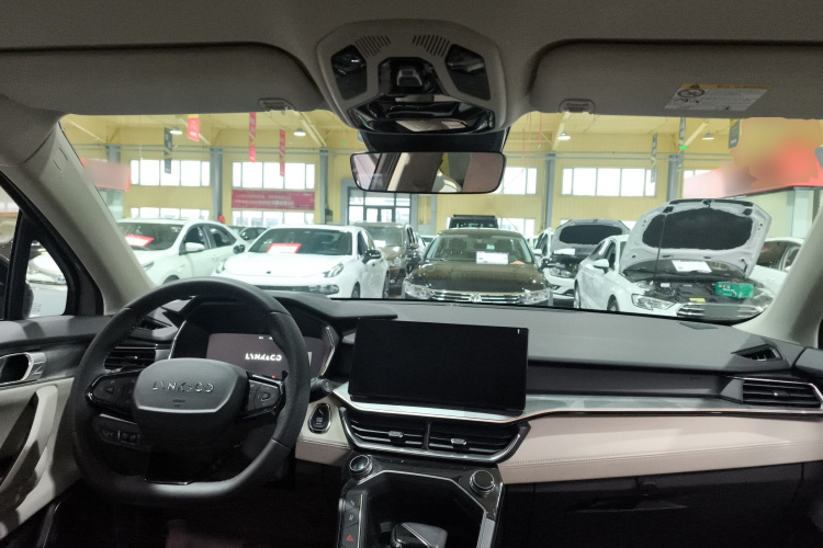 领克06 2023款 Remix 1.5T Shero中控内饰12