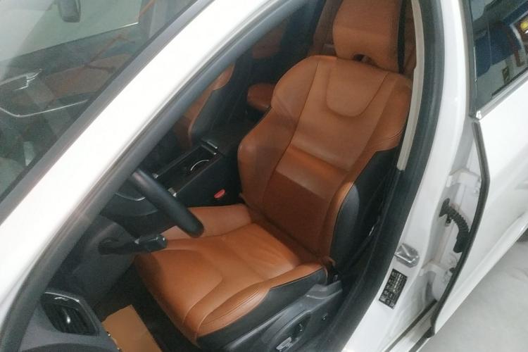 沃尔沃S60 2016款 S60L T5 智驭版局部细节19