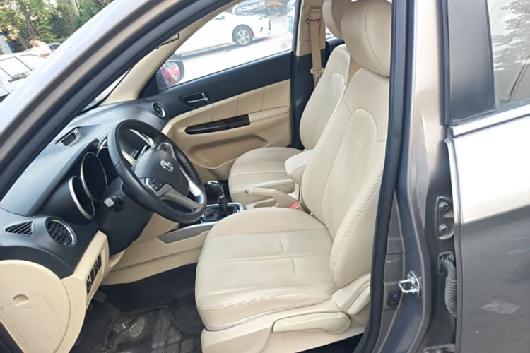 长安 逸动 2015款 1.6L 手动豪华型 国V中控内饰7005