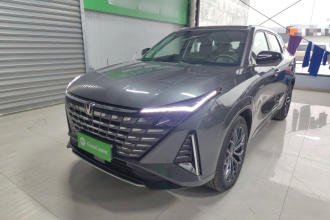 长安UNI-Z 2025款 1.5T 尊贵型