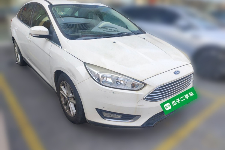 福特 福克斯 2015款 两厢 EcoBoost 180 自动精英型车身外观3